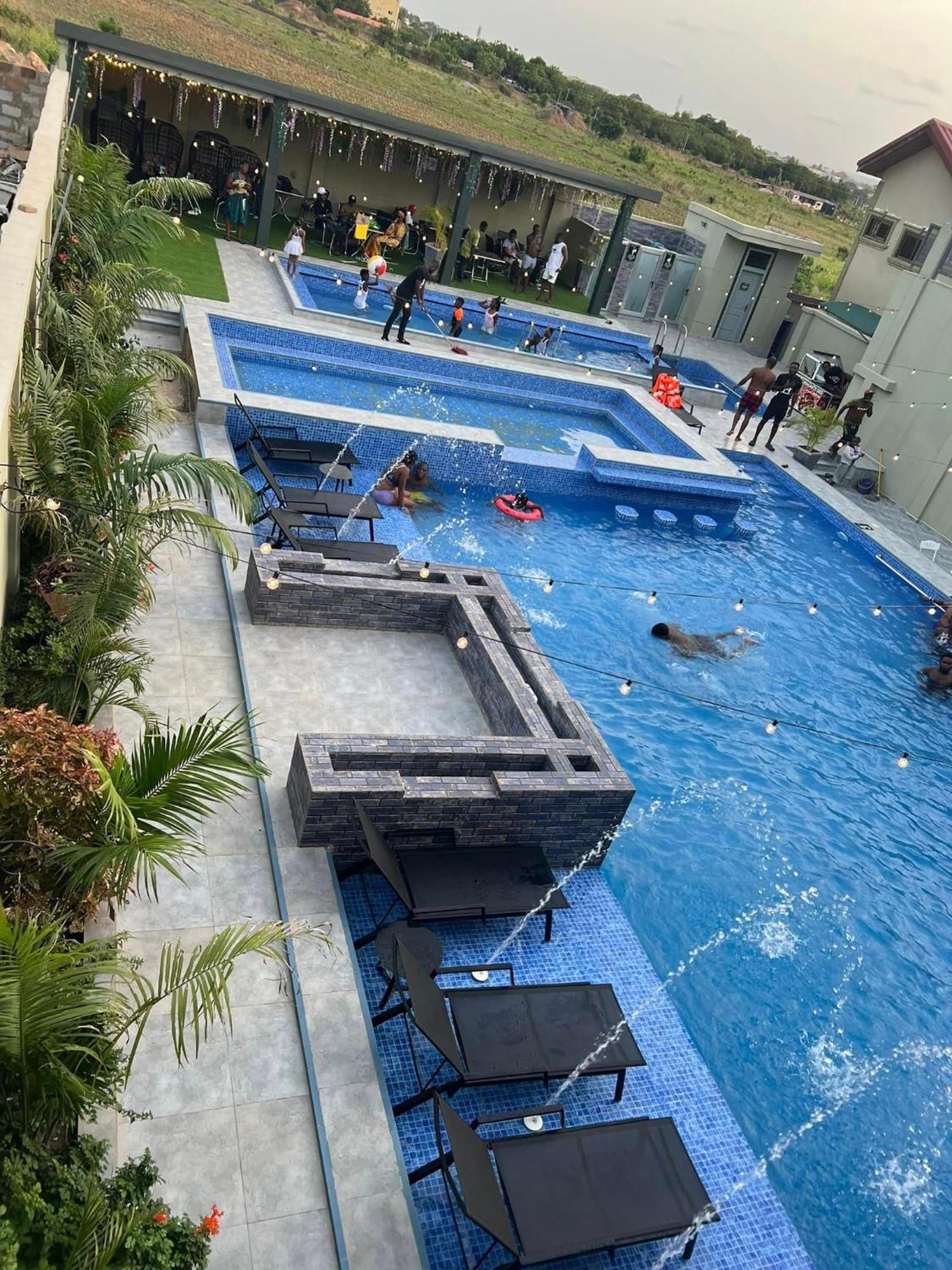 Perriman Hotel Kokrobite 外观 照片