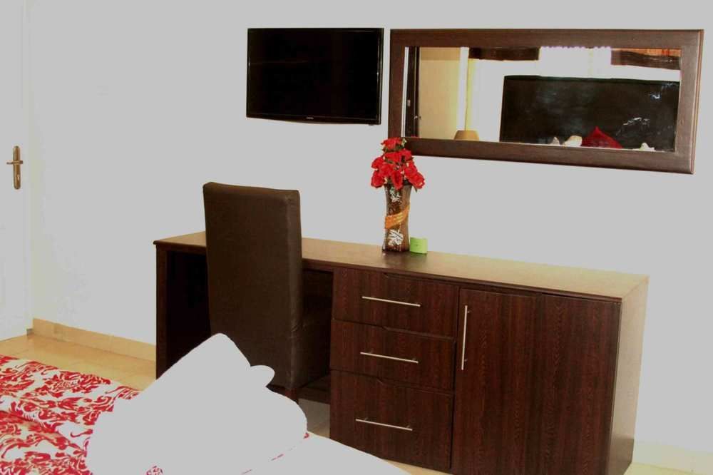 Perriman Hotel Kokrobite 外观 照片